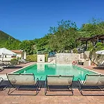 Apartament Lovely In With Wifi Foligno