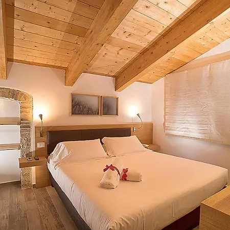 In With Kitchenette Foligno